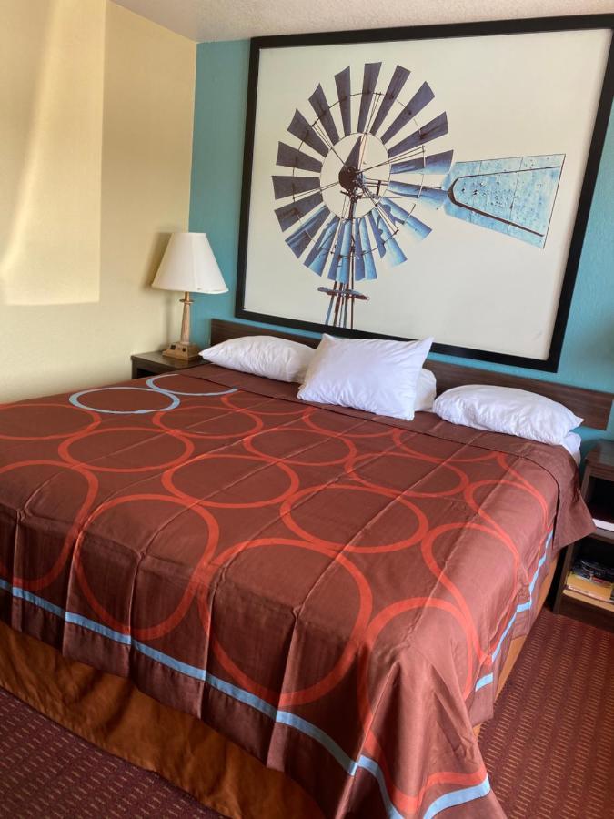 Super 8 By Wyndham Midwest City Ok Eksteriør bilde